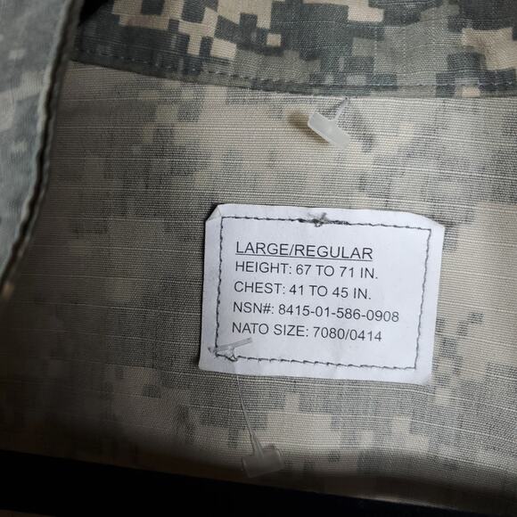 Army Green Digital Camo Combat Coat Size L - Picture 9 of 11